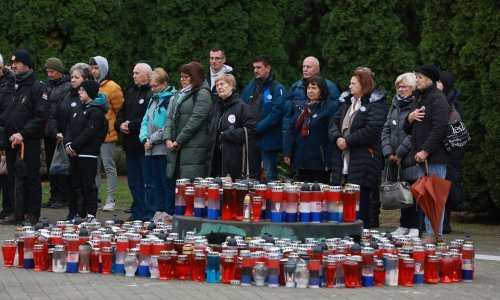 Održana komemoracija za ubijene na Ovčari: 'Vi ste naš ponos, mi smo vaša snaga'