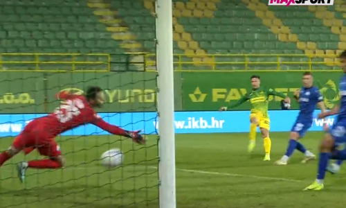 Lisica ne staje. Pogledajte kako je zabio za vodstvo protiv Slavena