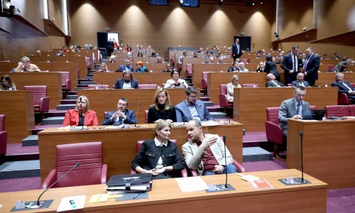 Na inicijativu SDP-a Sabor raspravlja o povjerenju premijeru: 'Unaprijed je osuđena na propast'