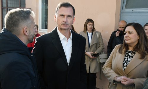 Primorac u posjetu Novskoj o sigurnosti građana i znanju kao prioritetu