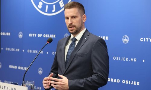 Možemo! prozvao osječkog gradonačelnika zbog gomilanja funkcija, istaknuli jednu osobu