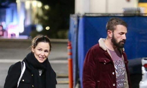 Dok svi bruje o njegovom razvodu od J.Lo, Ben Affleck praznike provodi s bivšom suprugom