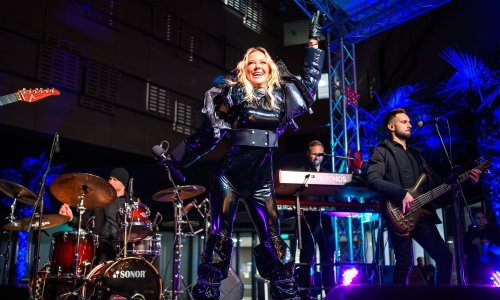 Maja Šuput odvažnim izdanjem atmosferu u Dubrovniku dovela do usijanja