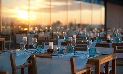 U turizmu se očekuju investicije od 5 milijardi eura, no nužno je mijenjati zakone