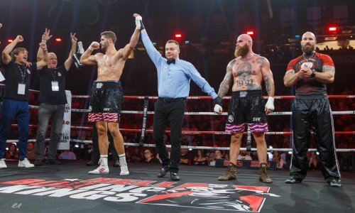 Zagrepčanin Fran Hodak uvjerljivo slavio protiv Slovaka Weissa i u polufinalu nastavlja borbu za 100.000 američkih dolara!