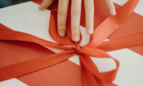Kako sačuvati budžet i osobne podatke u blagdanskom shoppingu i smanjiti stres od kupnje
