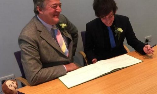 Stephen Fry vjenčao se s Elliottom Spencerom