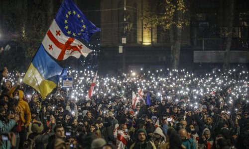 Ugušeni prosvjedi u Gruziji: Uhićeni oporbeni čelnici