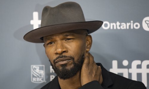 Oglasio se Jamie Foxx nakon što je ponovno završio u bolnici