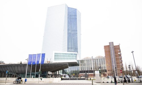 ECB ponovo smanjio kamatne stope, popušta inflacija