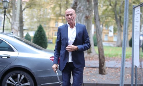 Pripuz odgovorio Sandri Benčić: 'Gospođo, švercali ste petarde. Niste plaćali porez. Sretan Božić!