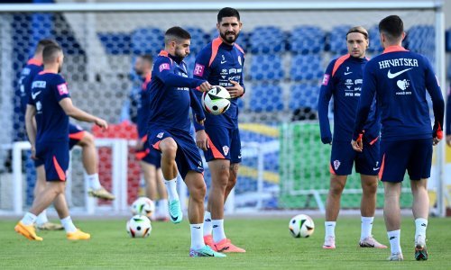 Dinamo na njemu zaradio 10 milijuna eura, a sada ga vraća jer je totalna panika