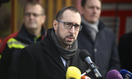 Tomašević proglasio Dan žalosti zbog događaja u OŠ Prečko