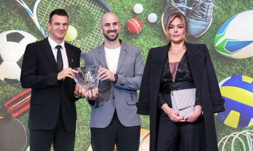Šušur na dodjeli: Sandra i Edis Elkasević, braća Sinković sa suprugama na dodjeli nagrada