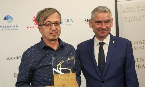 Baby Lasagna dobio posebnu nagradu, a umjesto njega preuzeo ju je ponosni otac