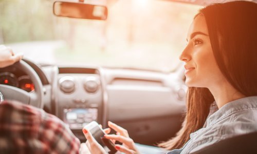 Ove zvukove i mirise u svom automobilu nikada ne smijete ignorirati