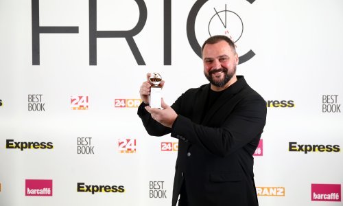 Kristian Novak dobitnik nagrade Fric 2024. za roman 'Slučaj vlastite pogibelji'