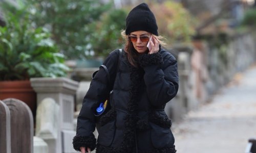 Obožavamo stil Katie Holmes, a ovako cool jaknu dugo nismo vidjeli