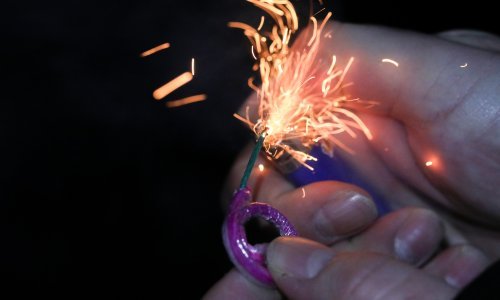 Osijek: Nepoznati počinitelj pirotehničkim sredstvom izazvao požar kioska