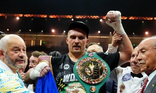 Sjajni Usik sudačkom odlukom pobijedio Furyja i obranio naslov teškaškog prvaka
