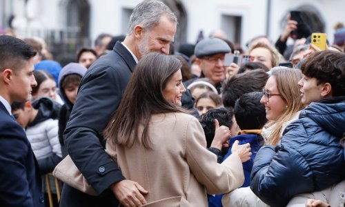 Sve je odrađeno u tajnosti: Kraljica Letizia i kralj Felipe u nenajavljenom posjetu