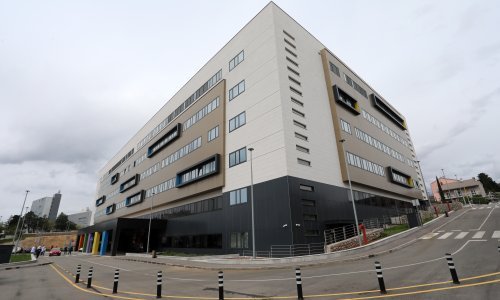 KBC Rijeka: Ozlijeđeni paraglajder je stabilano, ali teško je ozlijeđen