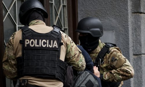 U Sarajevu uhićena dvojica muškaraca, sumnja se da su pripremali bombaški napad