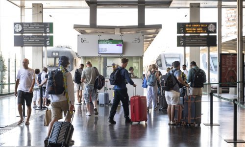 Vremenski ekstremi mijenjaju planove putnika, izbjegavaju se pojedina odredišta