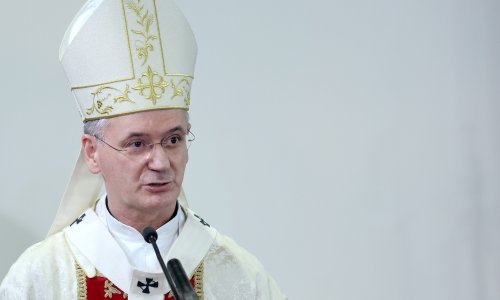 Nadbiskup Kutleša: Božić nam ne dopušta ostati u prošlosti, poziva nas na život pun nade