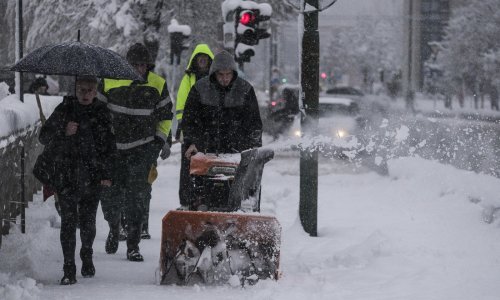 Snježni kaos u BiH: Zatvoreno više prometnica, izvanredno stanje u Drvaru
