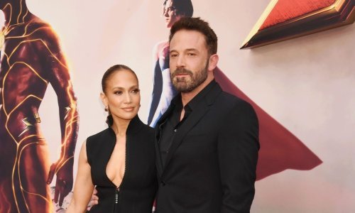 Nije je zaboravio na Božić: Evo što je J.Lo dobila od Bena Afflecka ispod bora