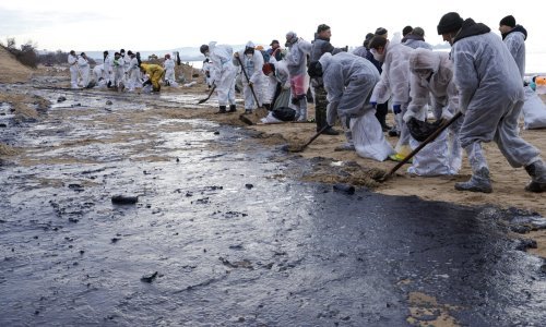 Ruska regija proglasila izvanredno stanje zbog zagađenja naftom