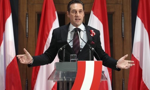 Kurzov zamjenik želi uvesti policijski sat za izbjeglice