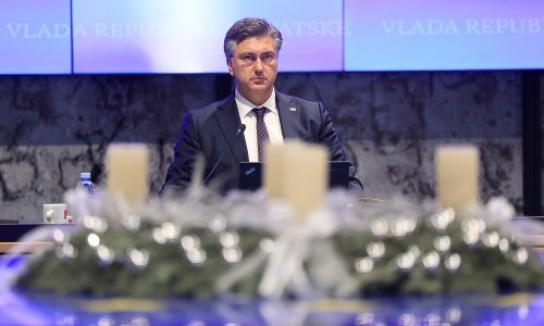 Vlada osigurala besplatan prijevoz vlakom i rješavanje pitanja zaštićenih najmoprimaca