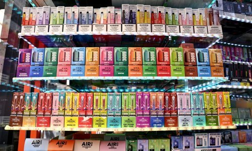 Ova zemlja prva će u EU-u zabraniti prodaju jednokratnih e-cigareta