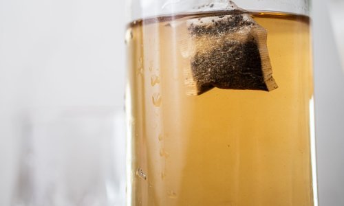 Volite čaj? Evo koliko se mikroplastike krije u vrećicama vašeg omiljenog napitka