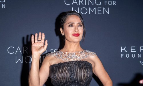 Fotografija atraktivne Salme Hayek u mladim danima ostavlja bez daha