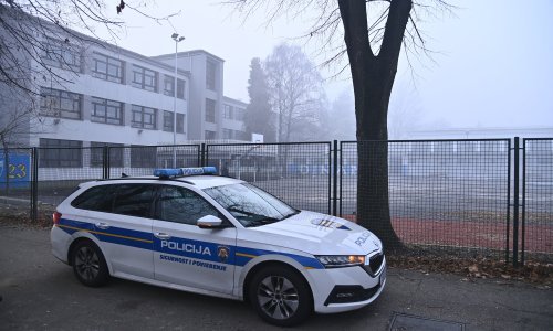 Drugo polugodište pod nadzorom; u školama zaštitari: 'Nećemo djecu zatvoriti'