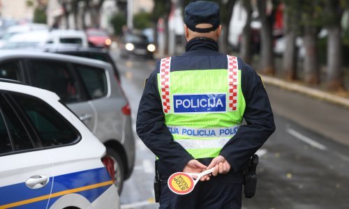 Prometna u Sl. Brodu, jedna osoba završila na hitnoj