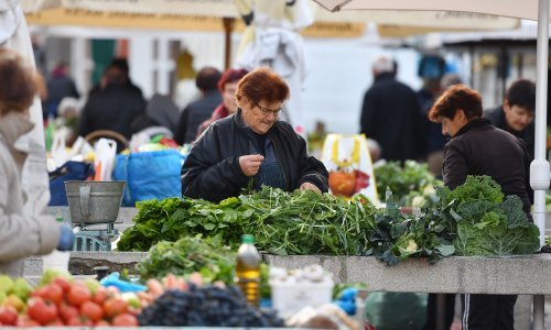 Cijene hrane blago pale: Evo koje su namirnice najviše pojeftinile