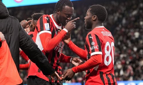 Milan preokretom i bizarnim golom izbacio Juventus u polufinalu Superkupa Italije