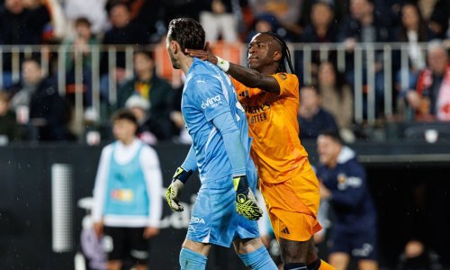Vinicius udario golmana Valencije pa krenuo na suca, prijeti mu drakonska kazna