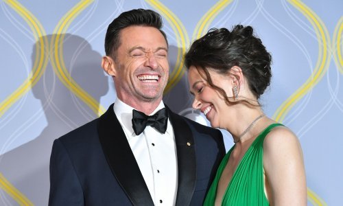 Stigla je i službena potvrda: Hugh Jackman je u vezi sa Sutton Foster