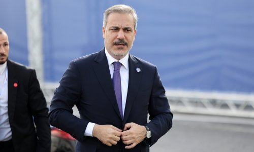 Šef diplomacije Turske: Pokrenut ćemo prekograničnu ofenzivu protiv YPG