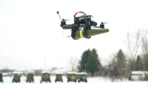 Vojska Srbije počela koristiti Komarce, napredne dronove kamikaze. Pogledajte o čemu je riječ