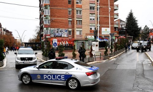 Kosovska policija zapečatila Poreznu pravu na sjeveru, Beograd optužuje Kurtija