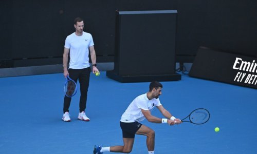 Navijače zabrinuo detalj na Đokovićevim leđima, pogledajte video