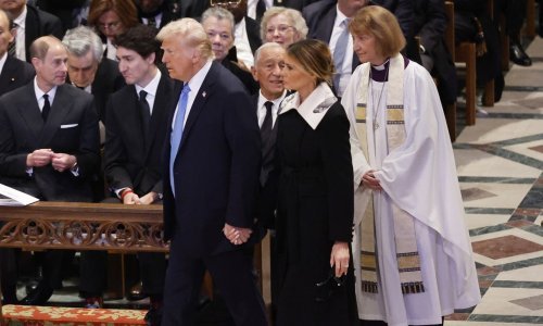 Dramatično izdanje Melanije Trump: Ovakav kaput ne viđamo često