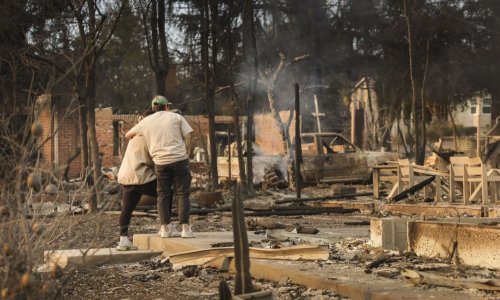 Policijski sat u Los Angelesu: 'Ne možete biti u ovim pogođenim područjima. Ako jeste, bit ćete uhićeni'