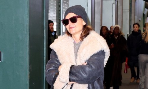Topli kaput kraljice ulične mode savršen je za ovako hladne dane